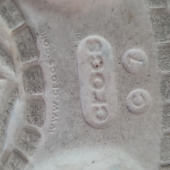 Toddler Crocs - Picture 5 of 6